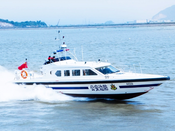執法艇